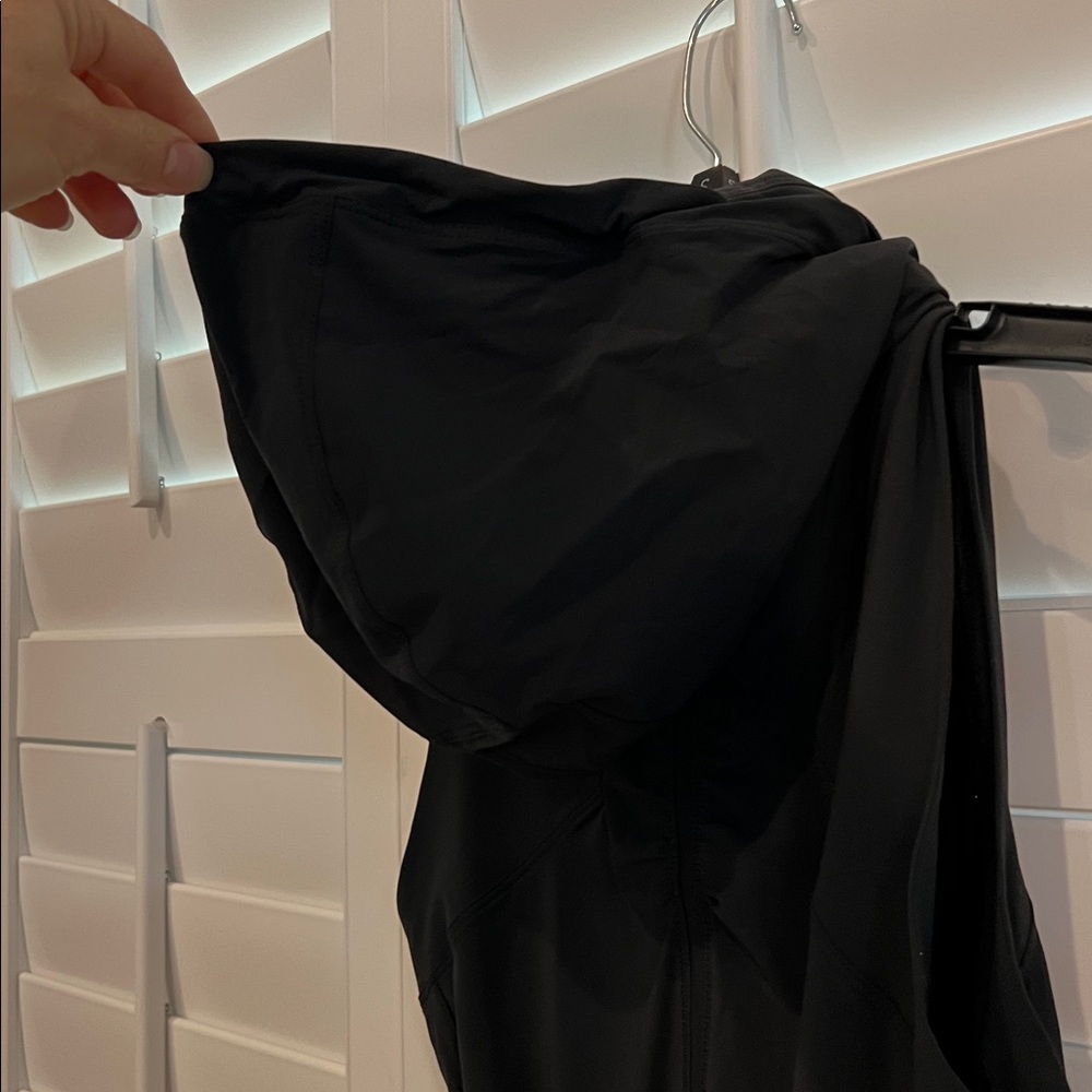 lululemon athletica Black Tank Top - Picture 8 of 9